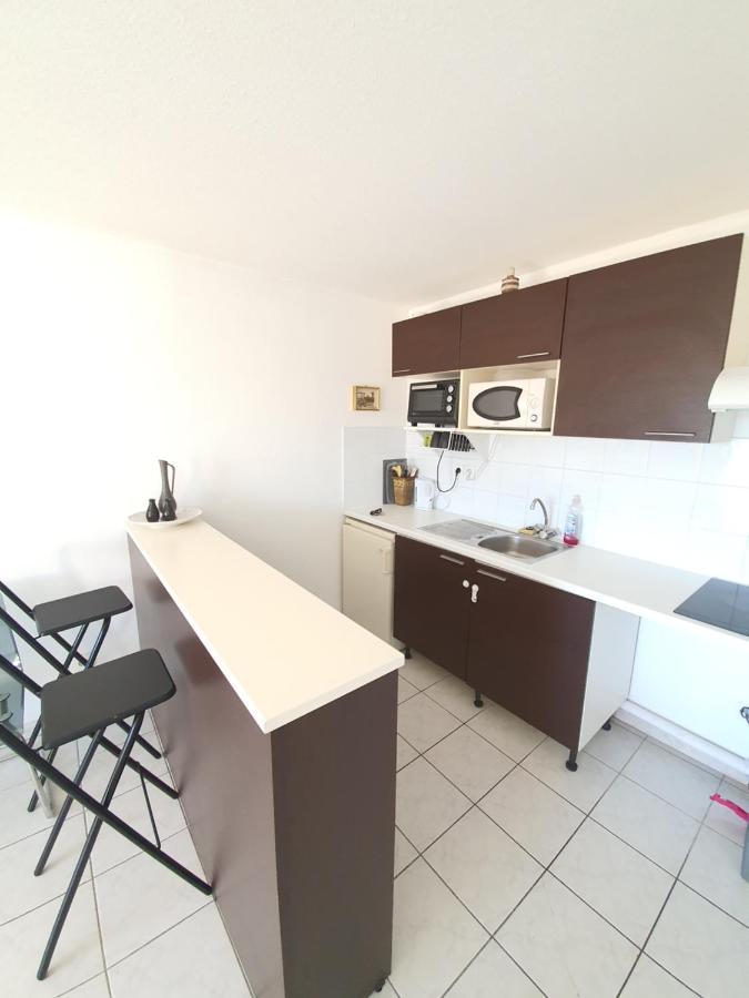 Appartement 4/6 Pers Fréjus Esterno foto
